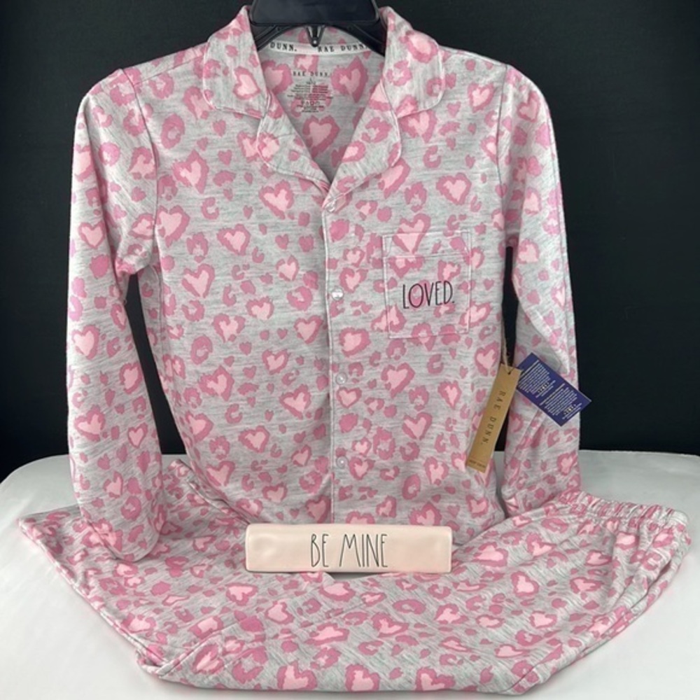 Rae Dunn - Loved’ Animal print/Hearts PJ set. SZ: L(10-12) NWT Firm!
